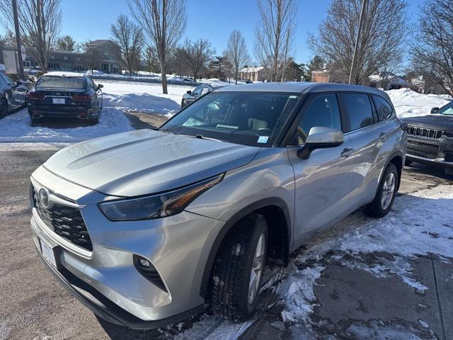 used 2024 Toyota Highlander car, priced at $31,788