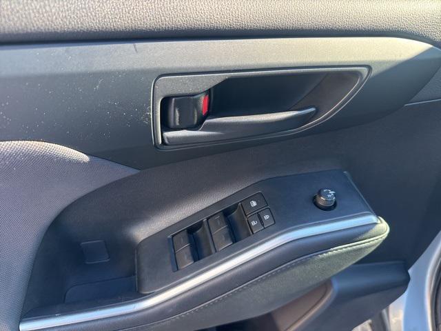 used 2024 Toyota Highlander car, priced at $31,788