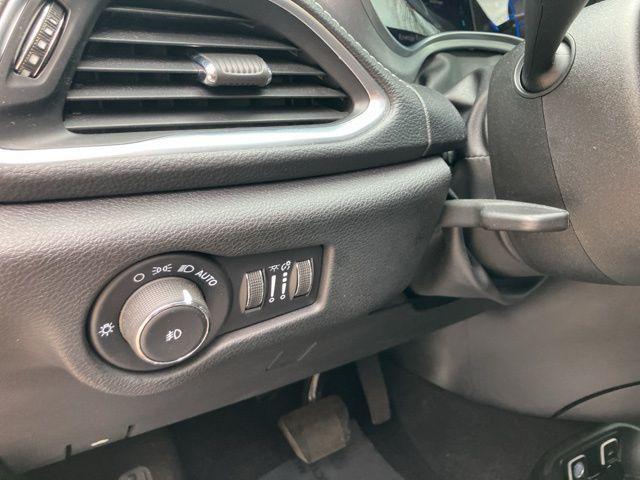 used 2020 Chrysler Pacifica Hybrid car, priced at $24,828
