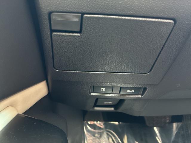 used 2024 Lexus ES 350 car, priced at $39,000