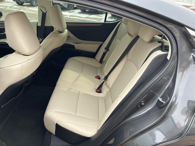 used 2024 Lexus ES 350 car, priced at $39,000