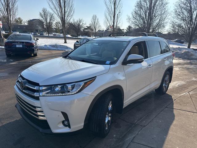 used 2019 Toyota Highlander car, priced at $29,782