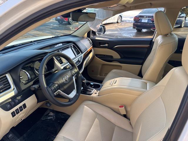 used 2019 Toyota Highlander car, priced at $29,782