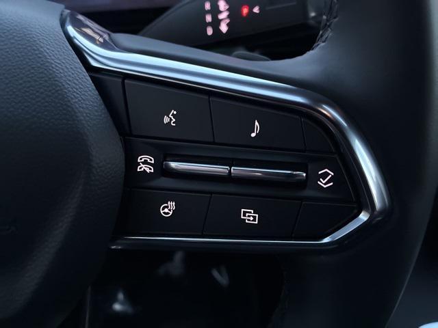 used 2025 Chevrolet Equinox car, priced at $26,215