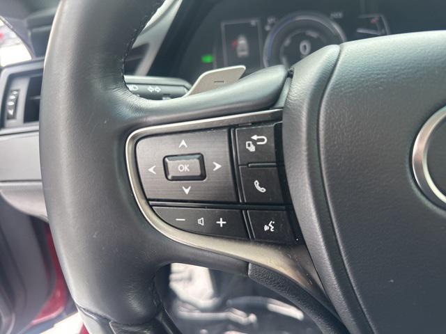 used 2022 Lexus ES 300h car, priced at $31,500