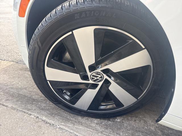 used 2021 Volkswagen Arteon car, priced at $19,500