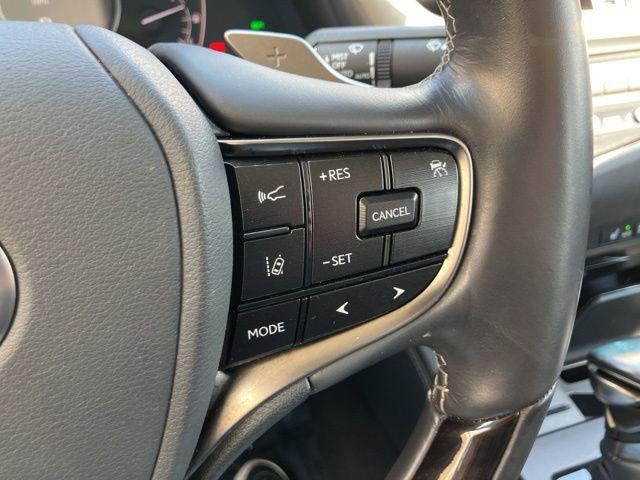 used 2021 Lexus ES 300h car, priced at $34,050