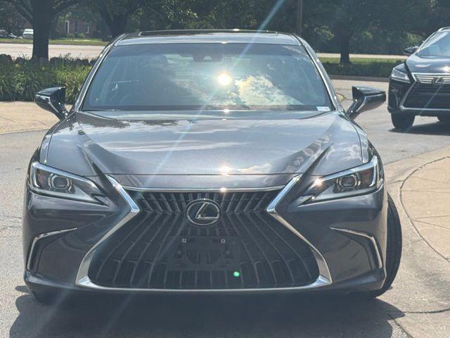 used 2025 Lexus ES 350 car, priced at $46,746