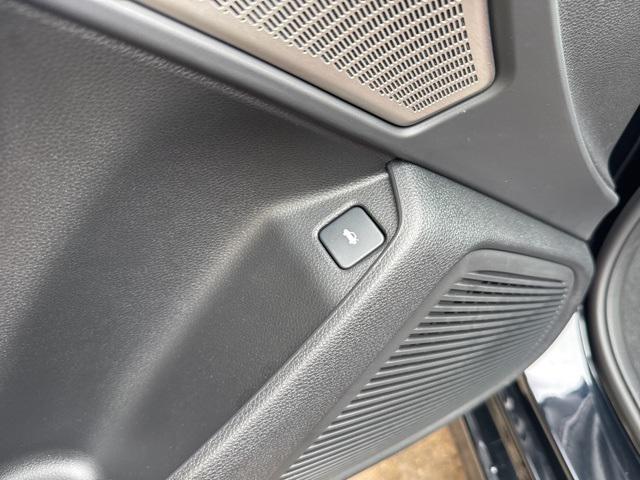 used 2025 Acura TLX car, priced at $44,500