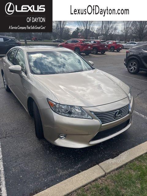 used 2015 Lexus ES 300h car, priced at $17,665