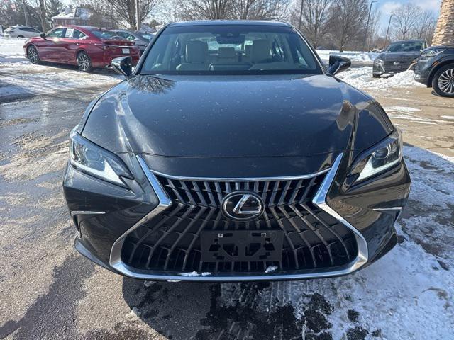 used 2024 Lexus ES 350 car, priced at $37,300