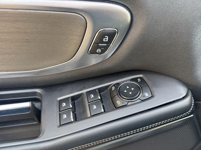 used 2025 Ford Expedition car, priced at $60,967