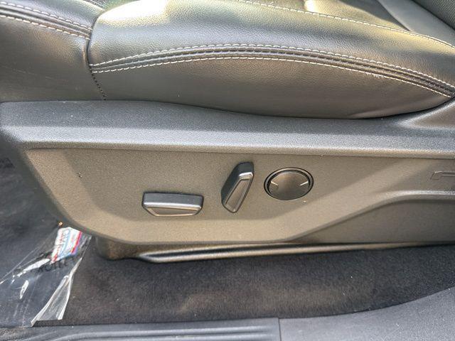 used 2025 Ford Expedition car, priced at $60,967