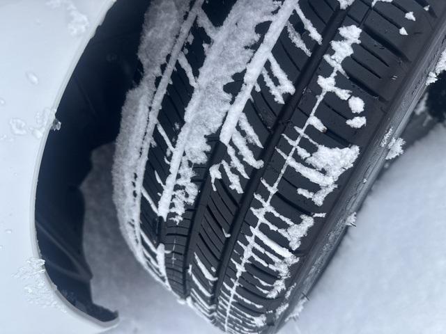 used 2025 Lexus ES 300h car, priced at $48,561