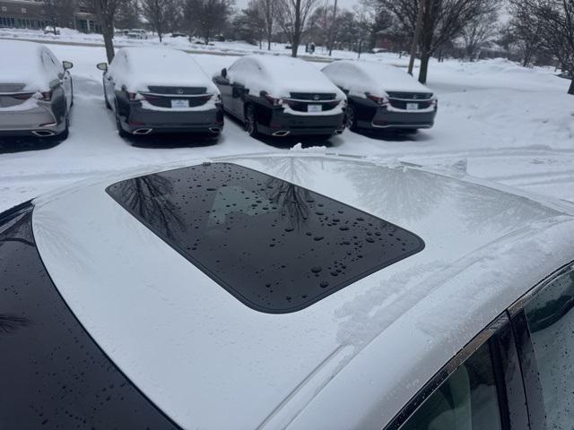 used 2025 Lexus ES 300h car, priced at $48,561