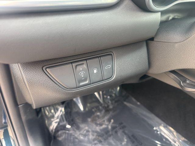 used 2025 Genesis G70 car, priced at $29,250