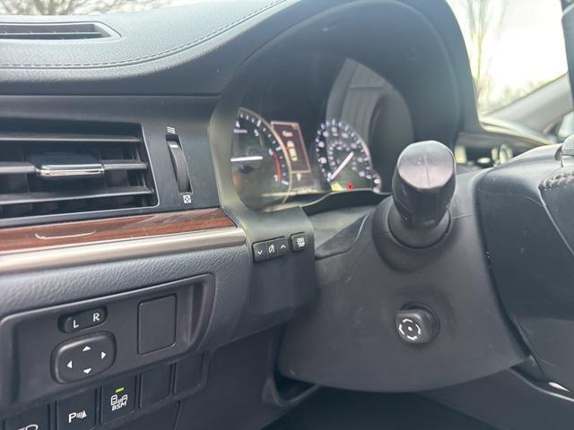 used 2016 Lexus ES 350 car, priced at $12,838