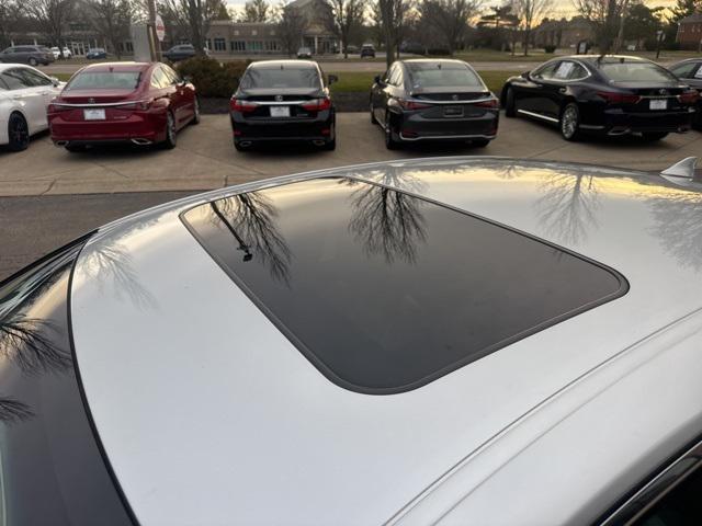 used 2016 Lexus ES 350 car, priced at $12,838