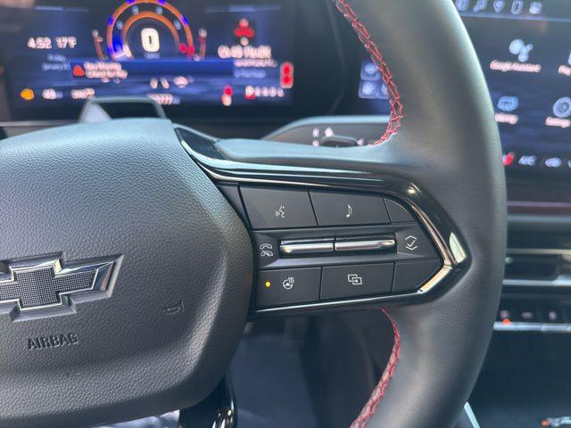 used 2024 Chevrolet Traverse car, priced at $41,990