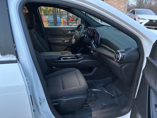 used 2025 Chevrolet Equinox car, priced at $24,942