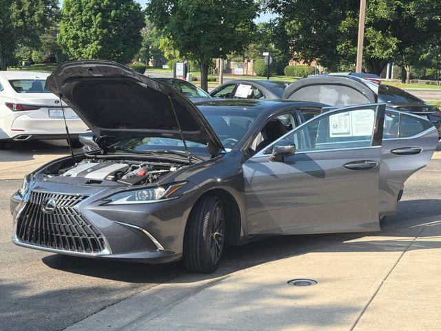 used 2023 Lexus ES 350 car, priced at $43,921