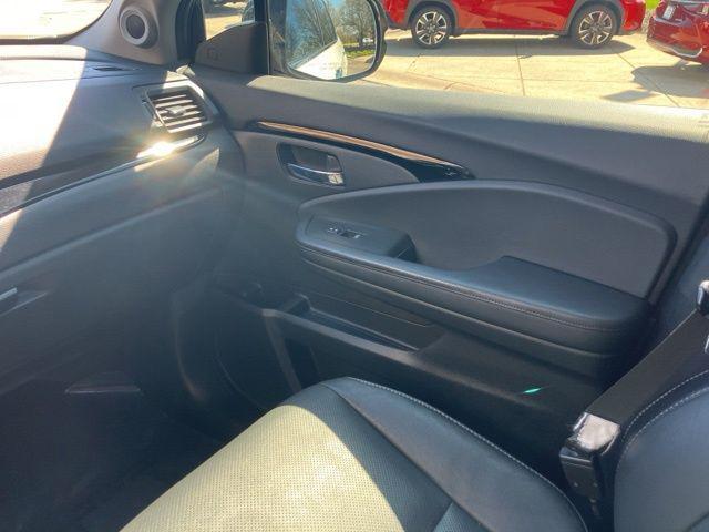 used 2021 Honda Pilot car, priced at $25,462