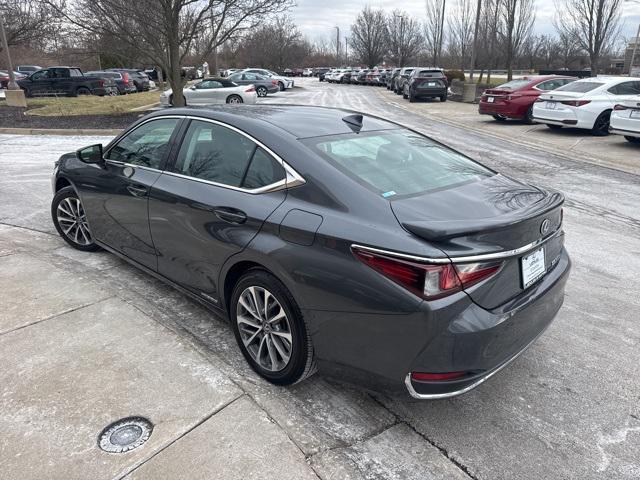 used 2022 Lexus ES 300h car, priced at $33,682