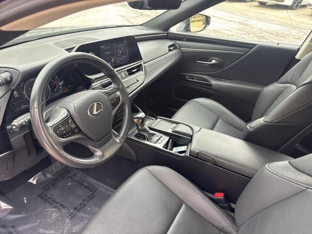 used 2022 Lexus ES 300h car, priced at $33,682