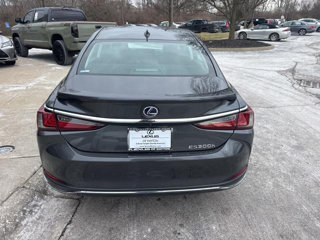 used 2022 Lexus ES 300h car, priced at $33,682