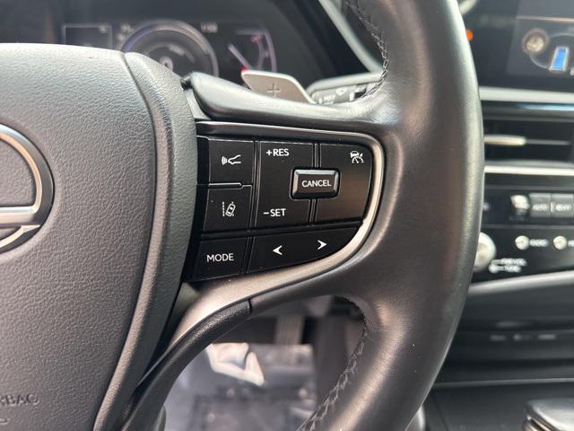 used 2022 Lexus ES 300h car, priced at $33,682