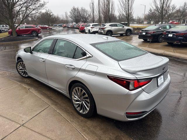 used 2021 Lexus ES 300h car, priced at $31,500