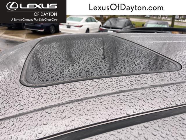 used 2016 Toyota Sienna car, priced at $12,825