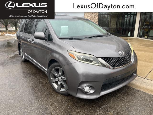used 2016 Toyota Sienna car, priced at $12,825