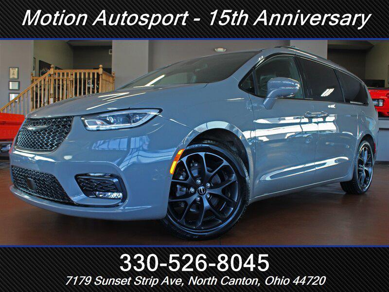 used 2022 Chrysler Pacifica car, priced at $28,988