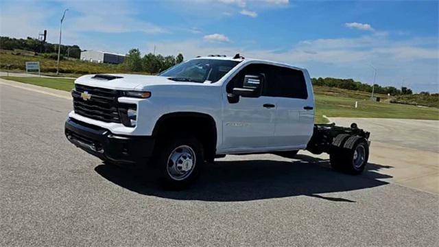 new 2026 Chevrolet Silverado 3500 car, priced at $52,303