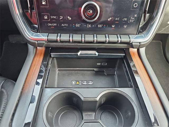 used 2025 GMC Yukon car, priced at $73,997