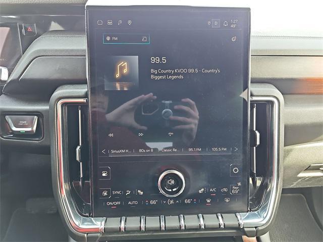 used 2025 GMC Yukon car, priced at $73,997