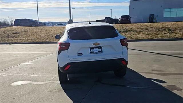 new 2026 Chevrolet Trax car, priced at $22,495