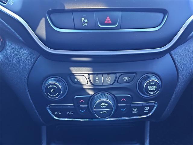 used 2019 Jeep Cherokee car, priced at $12,888