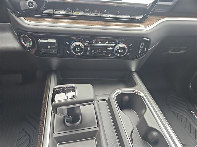 new 2026 Chevrolet Silverado 1500 car, priced at $70,600