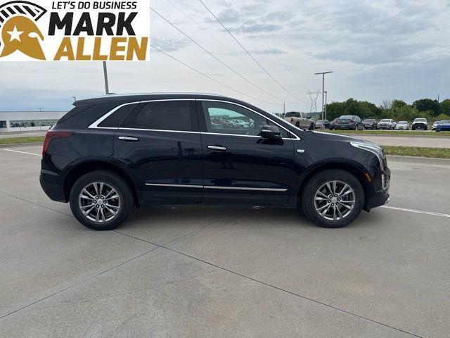 used 2022 Cadillac XT5 car, priced at $31,997