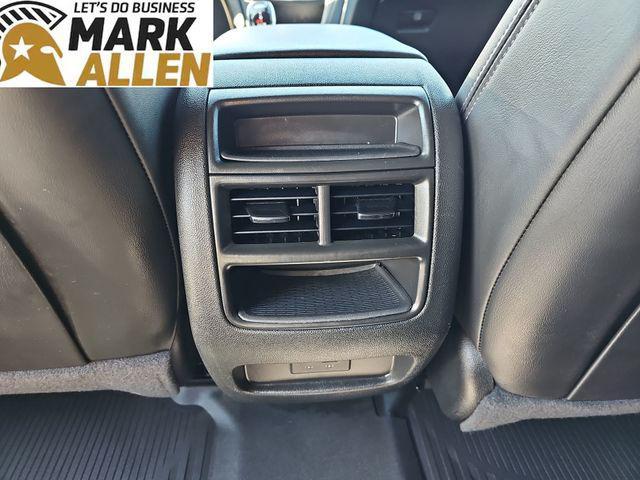 used 2022 Cadillac XT5 car, priced at $30,887