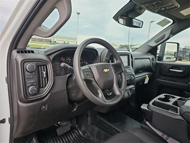 new 2025 Chevrolet Silverado 3500 car