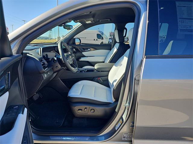 new 2026 Chevrolet Traverse car, priced at $56,990