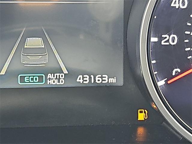 used 2024 Kia Carnival car, priced at $28,997