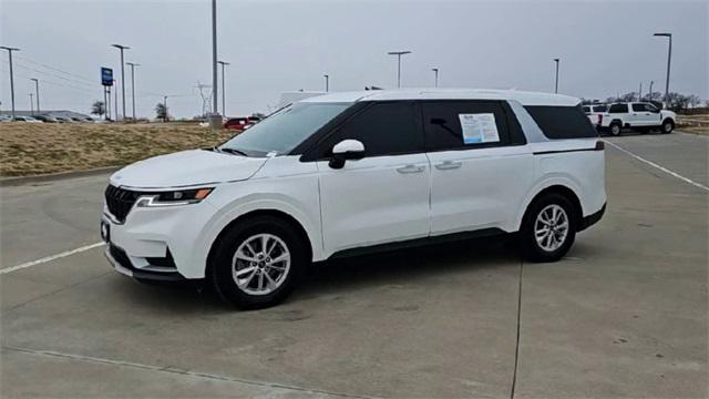 used 2024 Kia Carnival car, priced at $28,997