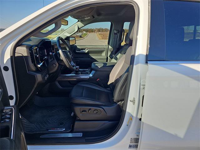 used 2024 Chevrolet Silverado 1500 car, priced at $36,997
