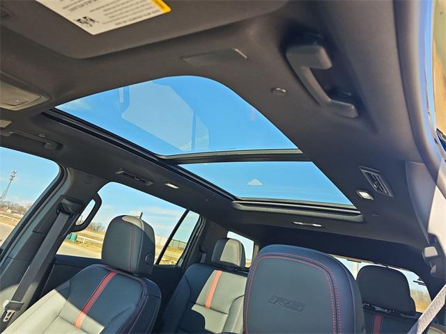 new 2026 Chevrolet Traverse car, priced at $58,295