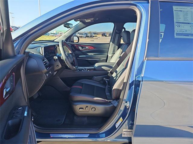 new 2026 Chevrolet Traverse car, priced at $56,895