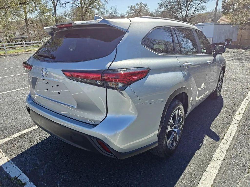 used 2023 Toyota Highlander car, priced at $31,995